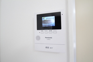 【セキュリティ】 | 新鹿沼ロイヤルマンション | TVインターホン付です