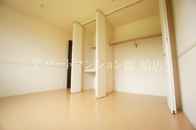 プラシデス　Ａ棟の収納|★収納スペース