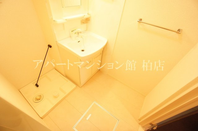 プラシデス　Ａ棟の洗面所|★独立洗面台と室内洗濯機置場