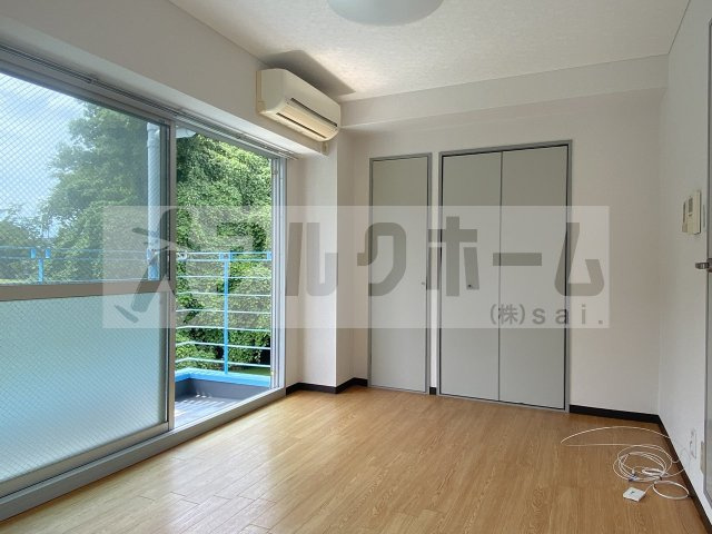 ツインツリーの居間・リビング