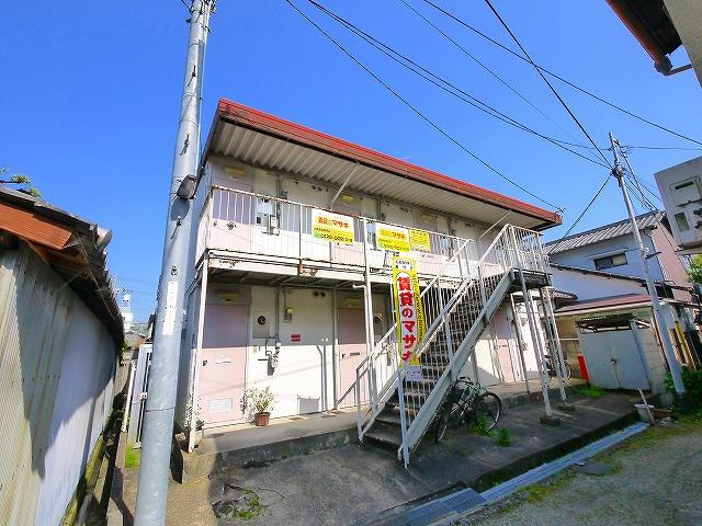 若草ハイツの外観