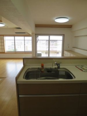 【キッチン】 | 烏山南住宅1号棟 | キッチンでお料理をお楽しみください