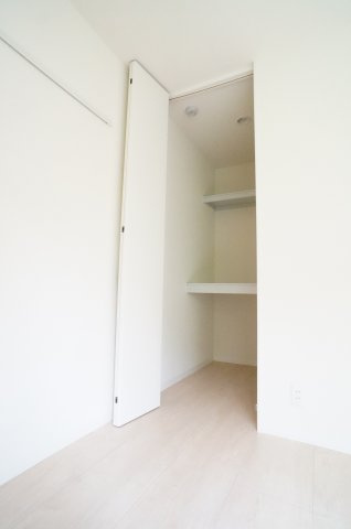 オーキッドガーデンの収納|ウォークインクローゼットです！