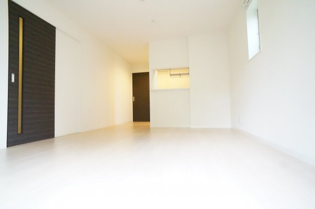 オーキッドガーデンの居間・リビング