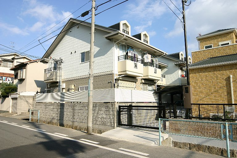 ルシェールシェトワ-シェアハウス-