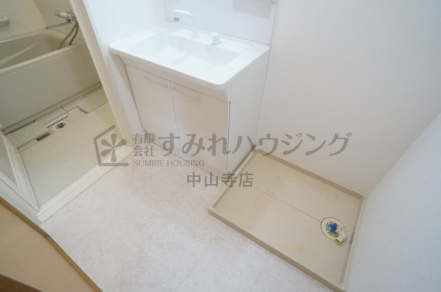 フローラル宝塚の洗面所