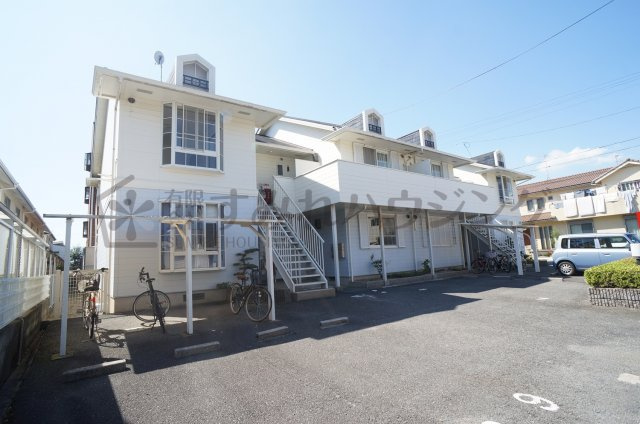 ルシェール荒牧の外観