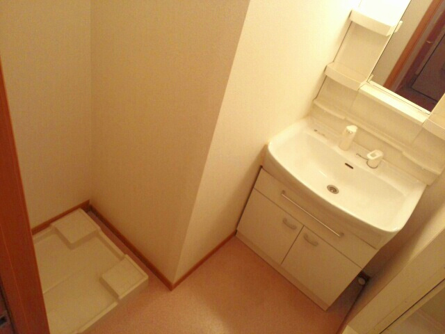 ソレアード本町の洗面所
