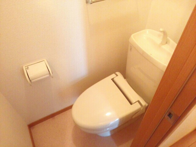 ソレアード本町のトイレ