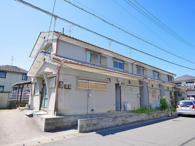 武部貸家の外観|外観は落ち着いています