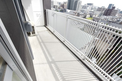 【バルコニー】 | リブウェル本厚木