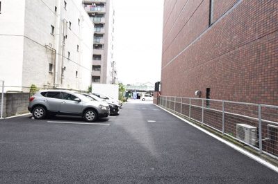 【駐車場】 | リブウェル本厚木