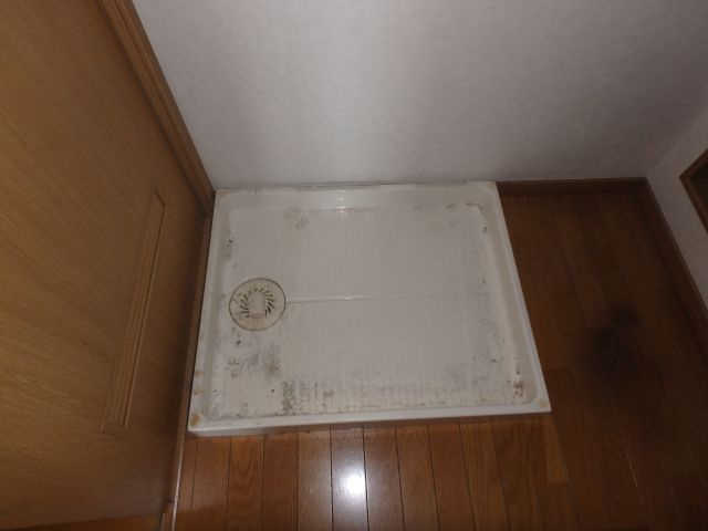コート半田東B棟の洗面所