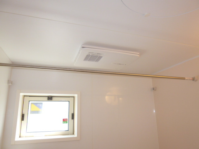 エピナールの設備|浴室乾燥機