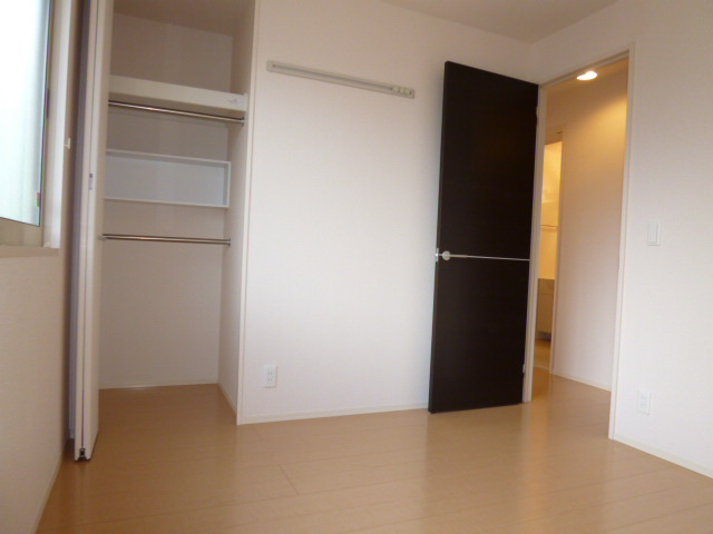 エピナールの寝室|洋室