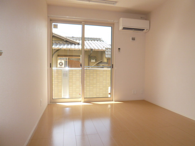 エピナールの洋室