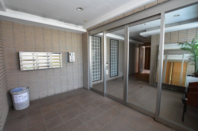 【エントランス】 | MODERNO