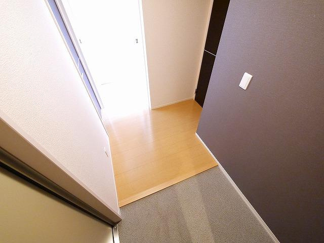 ディアコート（押熊町）の玄関|シンプルで使いやすい玄関です