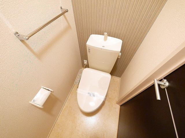 ディアコート（押熊町）のトイレ|シンプルで使いやすいトイレです