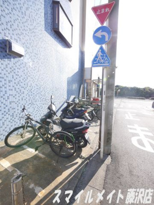 【駐車場】 | シーサイドビラ鵠沼