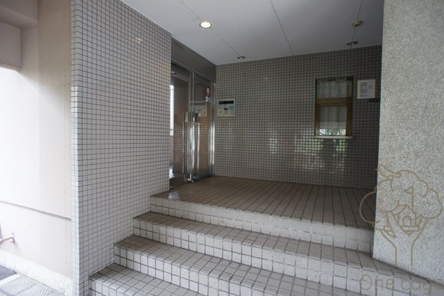 おおきに北梅田サニーアパートメントのエントランス