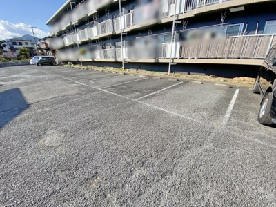 【駐車場】 | グランドハイツ