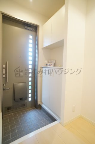 シャーメゾン中山寺Ⅱの玄関
