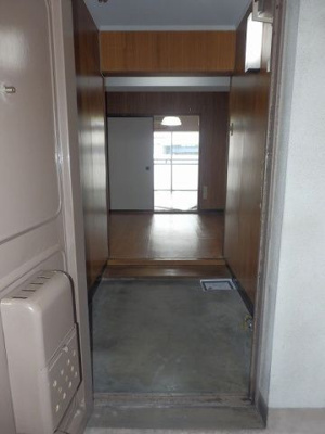 【玄関】 | メゾン・ド・エルⅢ | ※同建物同型別のお部屋