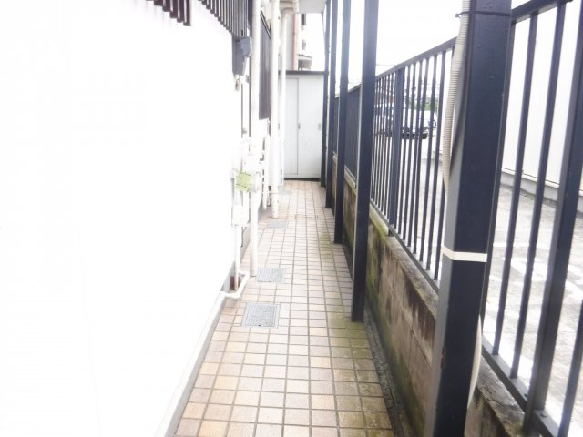 和田アパートのロビー
