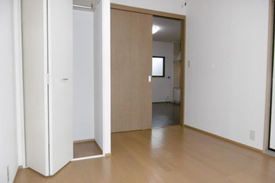 【洋室】 | シティハイムレクリオ | 使い勝手のいい洋室です