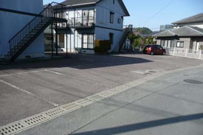 【駐車場】 | TENSHIN　爛 | 広々とした駐車場で停めやすいです♪