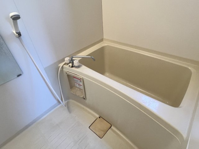 【浴室】 | メゾン本庄 | 日々の疲れを癒すお風呂付です