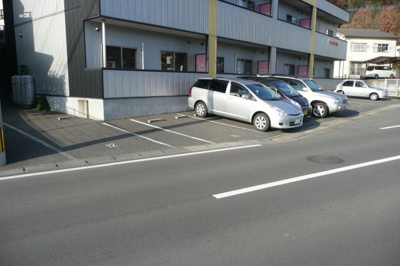 【駐車場】 | ソレイユ・ＹＳ