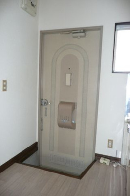 【玄関】 | メゾンみつば | ゆったりとした玄関です