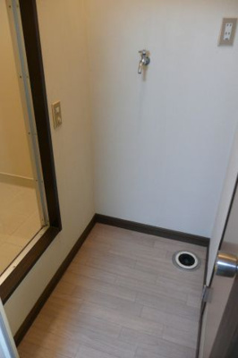 【設備】 | メゾンみつば | 洗濯機置場