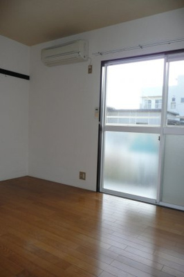 【居間・リビング】 | メゾンみつば | きれいな内装です