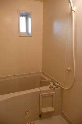 【浴室】 | メゾンみつば | ゆったり過ごせるお風呂です