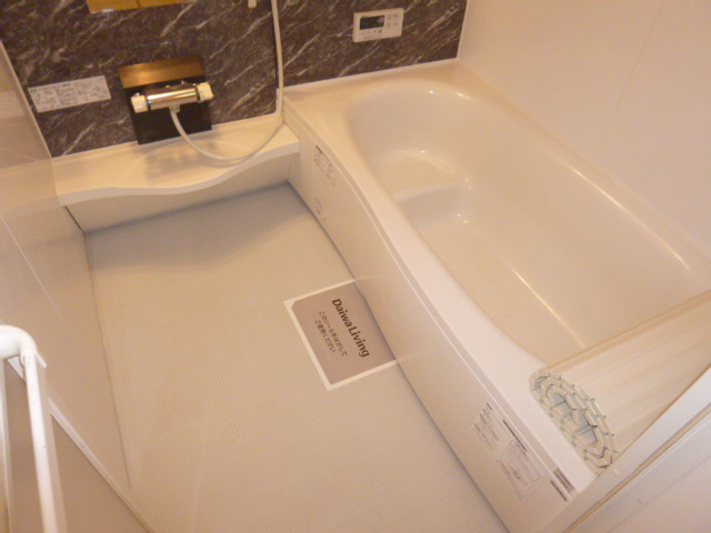 ファーシルＢの浴室