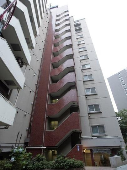 パラスト新板橋の外観