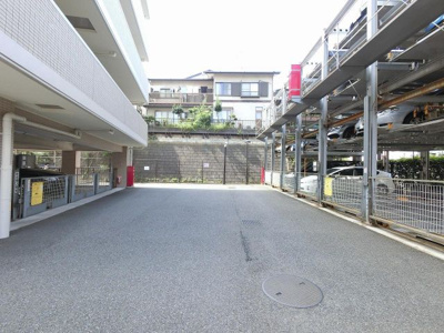 【駐車場】 | グランエルズ横浜インフィニティ