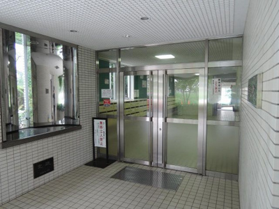 【エントランス】 | 東寺尾ヒルズ８３