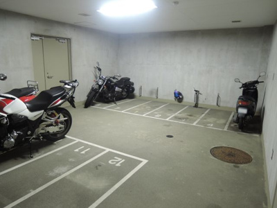 【その他共用部分】 | アルスたまプラーザＤヒルズ | バイク置場