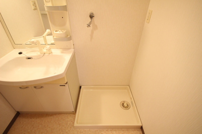 【洗面所】 | フォブール西市