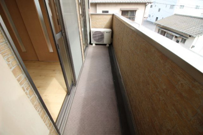 【バルコニー】 | フォブール西市