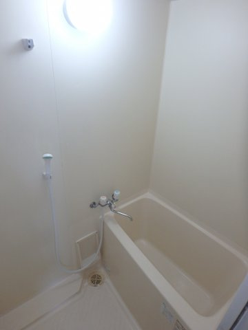 ネクストⅢの浴室|岡山市北区平野　ネクストⅢ　1K　風呂