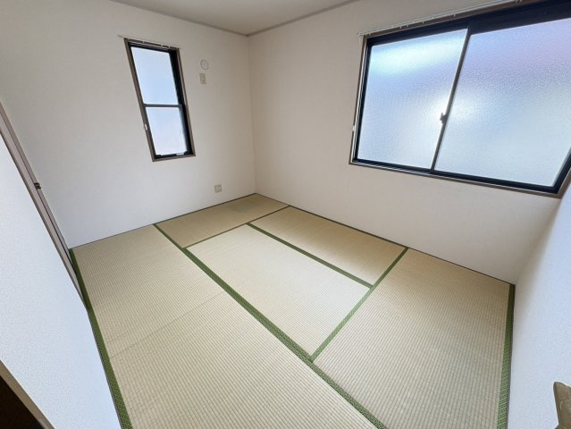 クリスタルパレスＡの和室