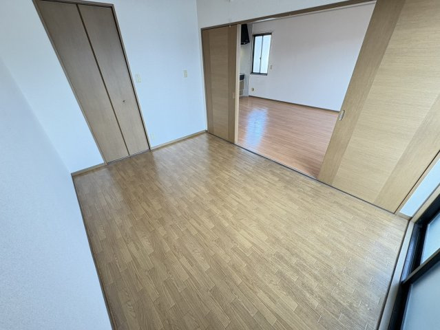 クリスタルパレスＡの居間・リビング