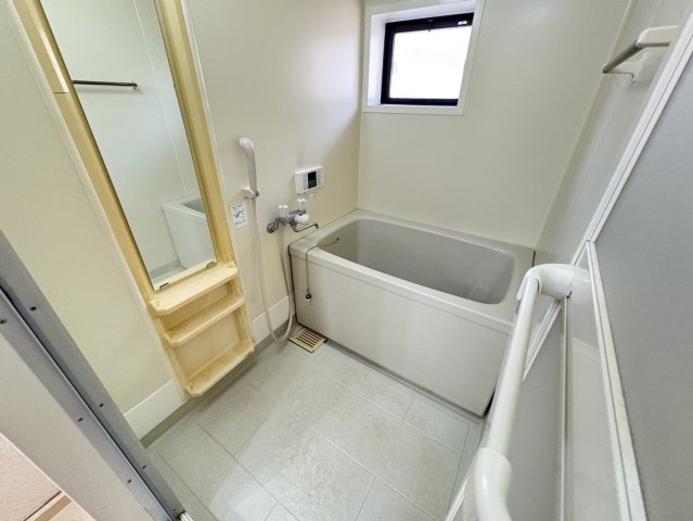 クリスタルパレスＡの浴室