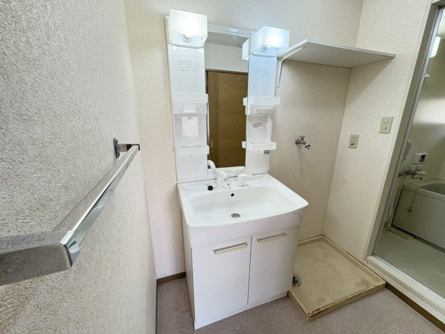 クリスタルパレスＡの独立洗面台