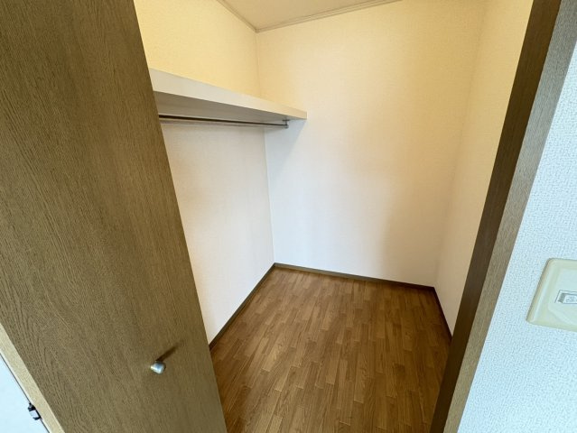 クリスタルパレスＡの収納